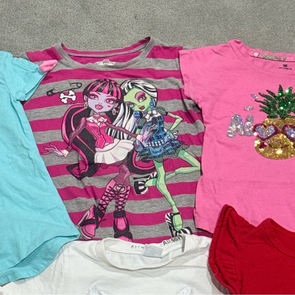 Girls Graphic T-Shirt Bundle Size 6/7 Justice Puma Monster High Healthtex GUC - Picture 12 of 14